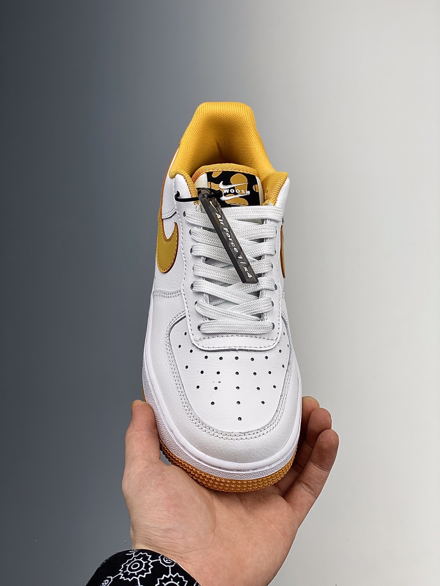 180    Nike Air Force 1 空军一号低帮运动休闲板鞋 DH2947-100