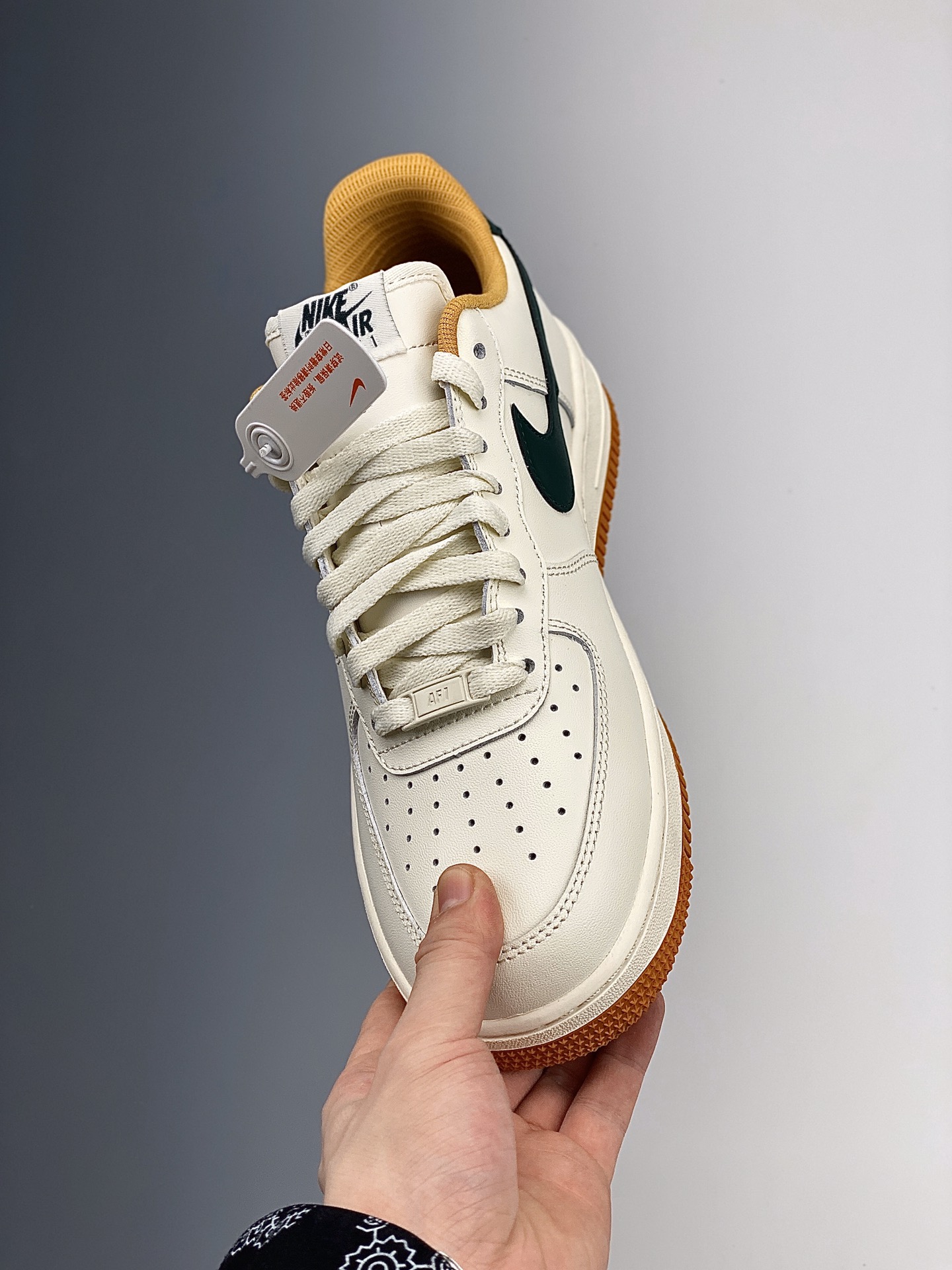 190  Nike Air Force 1 空军一号低帮运动休闲板鞋 CJ6065-600