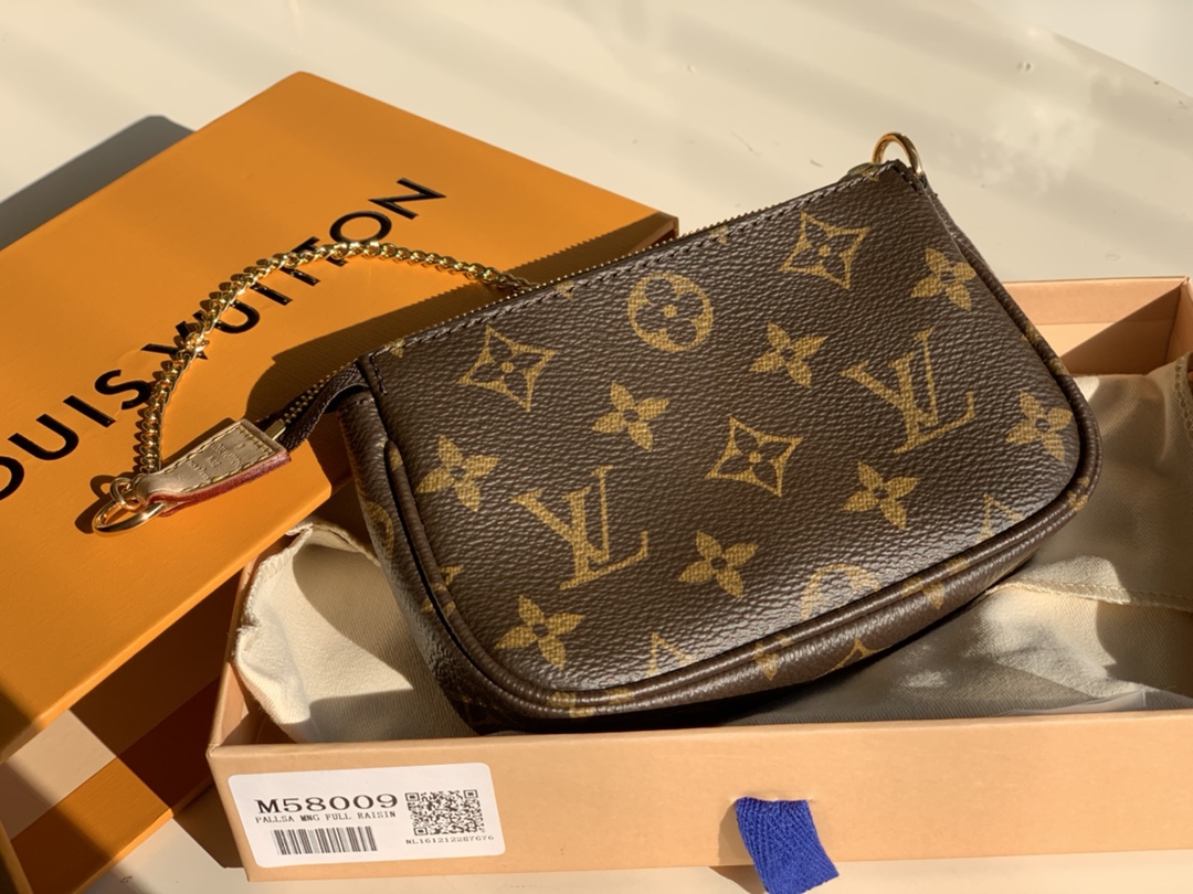 NO:396643,【Exclusive real photo M58009】Classic presbyterian exclusive limited edition Pochette Accessories small handbag This mini has always been available in our house 15*11*3cm D.,LV [original leather],louis vuitton19860909【独家实拍M58009】经典老花 独家限量版 Pochette Accessories小手袋 此款mini咱家一直有货 15*11*3cm D.,LV【原厂皮】,louis vuitton,Bag