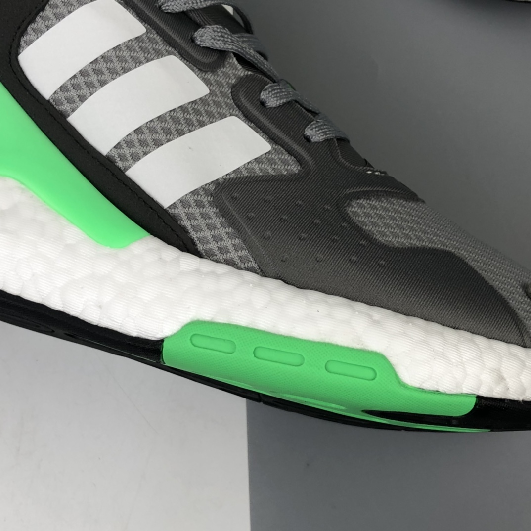 220 Adidas Originals 2020 Day Jogger Boost 三叶草2020版慢跑者系列高弹复古休闲运动跑鞋 夜行者二代 FW4825