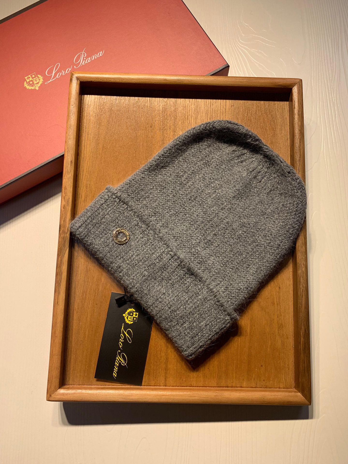 🌹。LP。【羊毛单帽】客供小羊毛！珍贵典藏的灵魂帽子！客供色纱.每个颜色都非常好看！经典！手感软腻.70