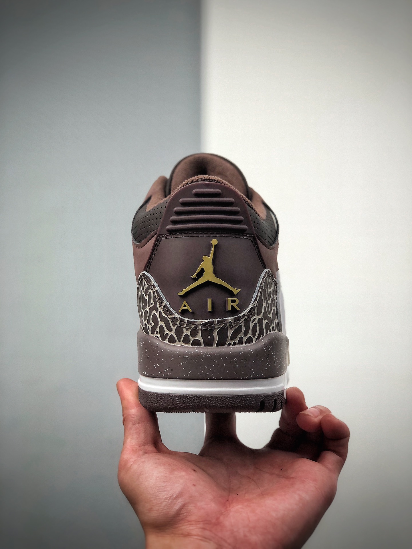 240  Travis Scott x Air Jordan 3 Retro 麂皮 倒勾 树皮纹 AJ3 乔丹3代 aj3 乔3 倒勾深棕 626988-018