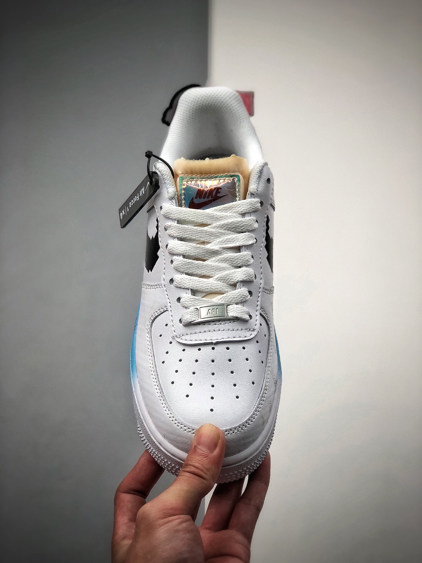 200 Nike 空军一号运动休闲板鞋 318155-113