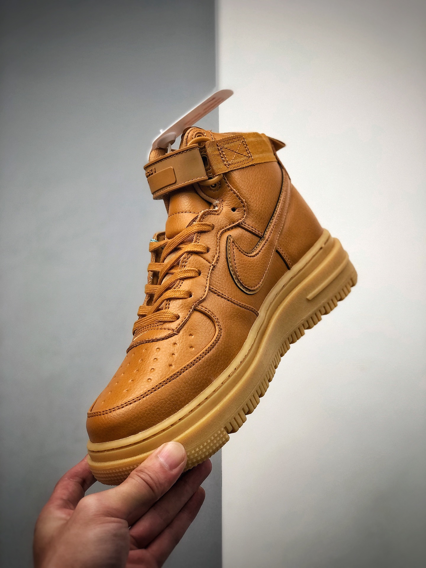260 Nike 空军一号运动休闲板鞋 CT2815-200
