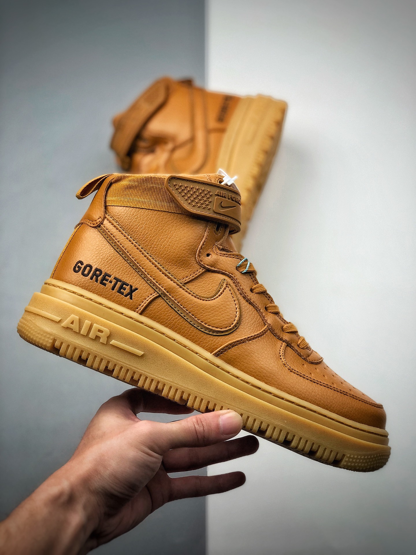 260 Nike 空军一号运动休闲板鞋 CT2815-200