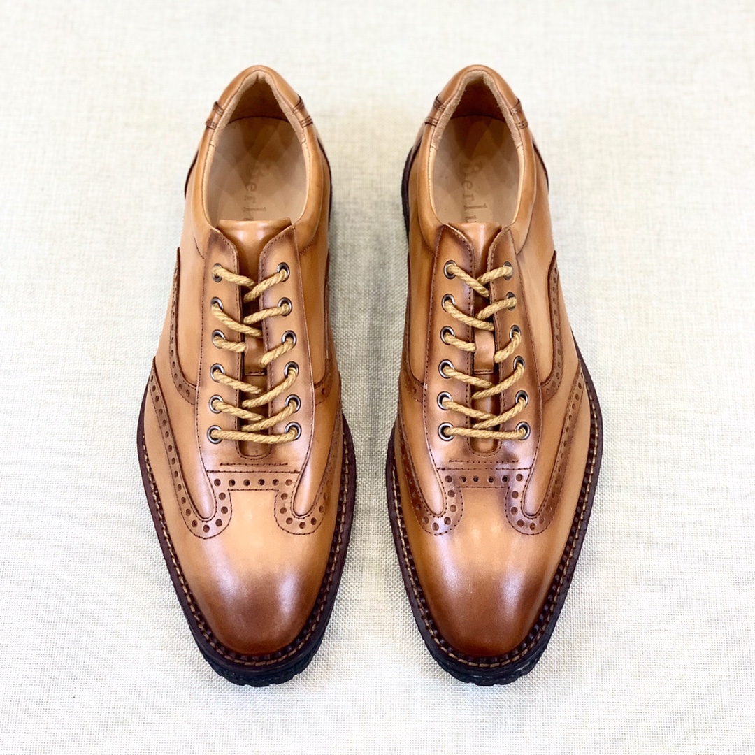 NO:679588,[B*] Bailuti - original order, (craftsmanship, level) exclusive aristocrat - upper material, imported cowhide, hand-rubbed color - top-grade water-dyed cowhide lining - genuine leather round edge combination imported private mold outsole, -Size 39-44 (38, 45, customized, non-refundable and non-exchangeable)  The code number is 5/38, 6/39, 7/40, 8/41, 9/42, 10/43, 11/44, 12/45. Dear friends, please pay attention when placing an order. -, Bruti-Leather Shoes    ,cowhide19860909【B*】佰鲁提 -原单,（匠工,级别）专属贵族 -鞋面材质,进口牛皮,手工擦色 -顶级水染牛皮内里 -真皮圆条边组合进口私模大底, -Size 39-44（38,45,订制不退不换） 码数5/38,6/39,7/40,8/41,9/42,10/43,11/44,12/45.亲们下单注意. -,布鲁提-皮鞋    ,c,Men's shoes