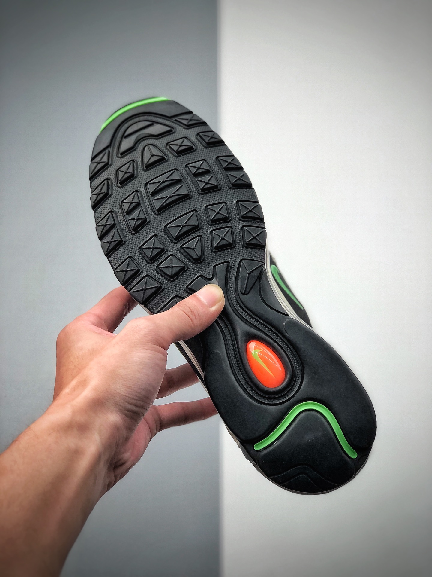 200  Nike Air Max 97 子弹复古全掌气垫休闲运动鞋  CZ7868-300
