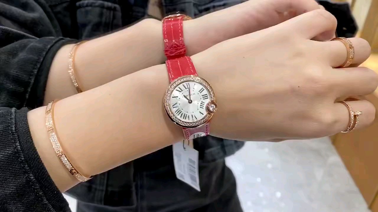 Cartier 最新配色“草莓粉”告白气球