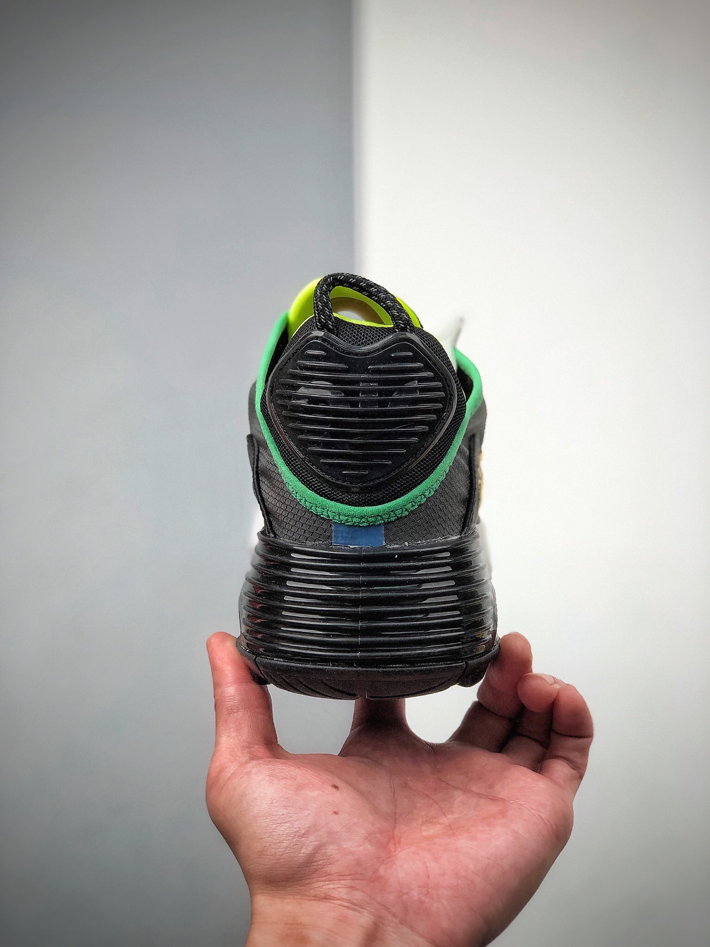 180 耐克AirMax2090 货号：CZ8698-074