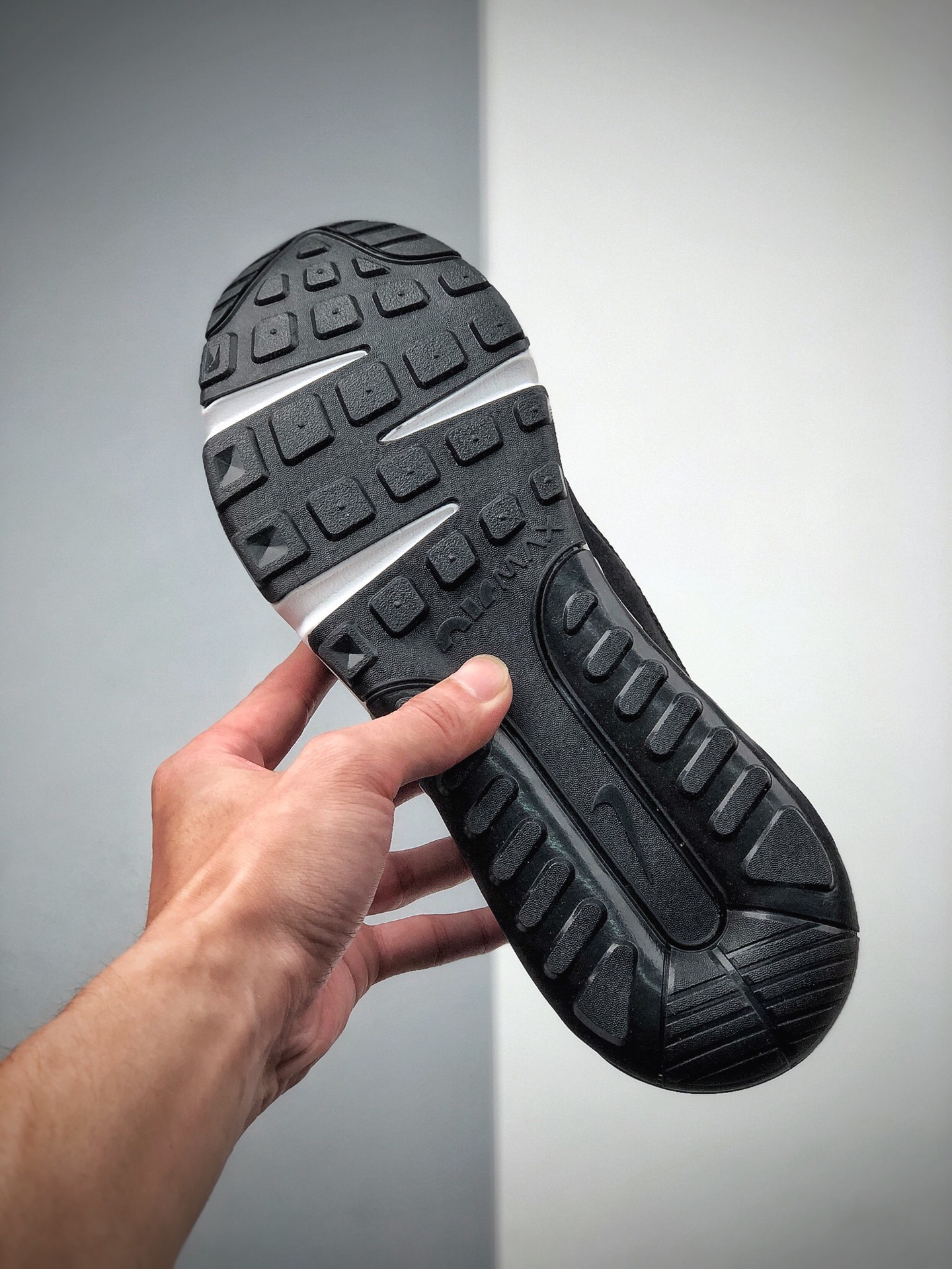 180 耐克AirMax2090 货号：CZ8698-074