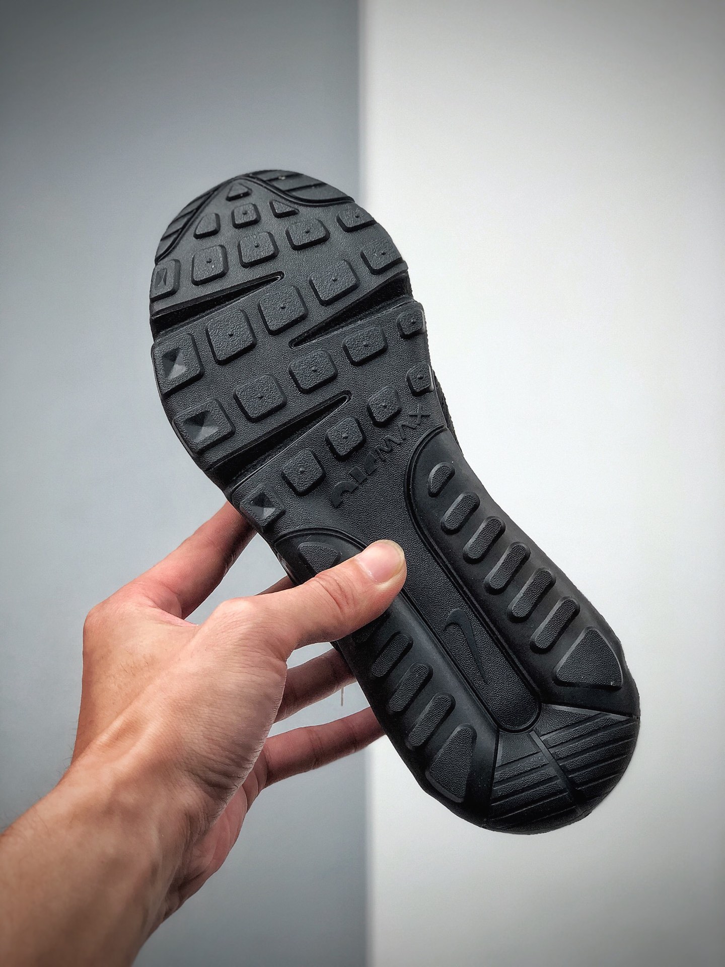 200 耐克AirMax2090 货号：CU9371-003