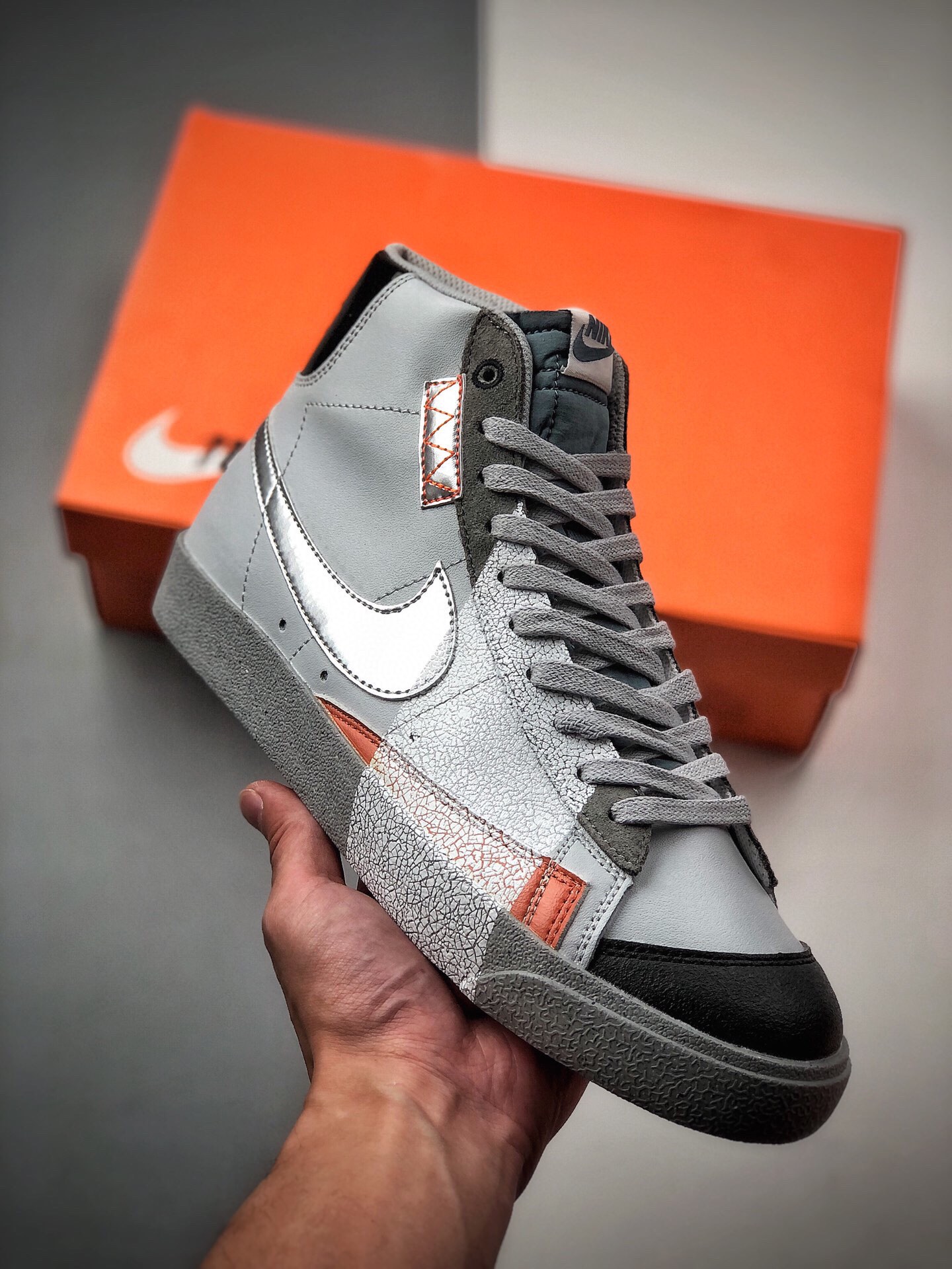 240 耐克 开拓者 这款以上海为主题的Blazer Mid 77 Vintage DC9170-001