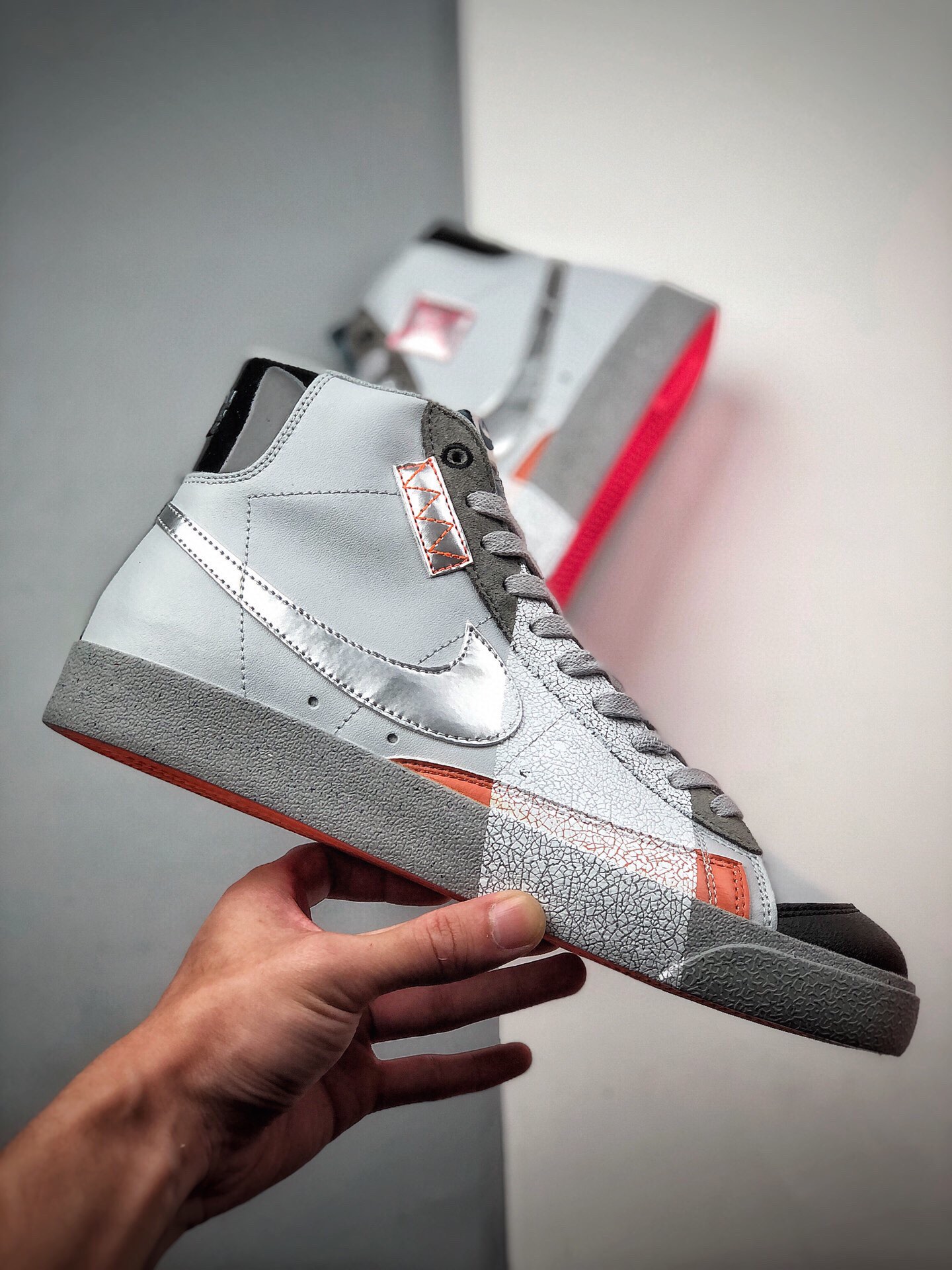 240 耐克 开拓者 这款以上海为主题的Blazer Mid 77 Vintage DC9170-001