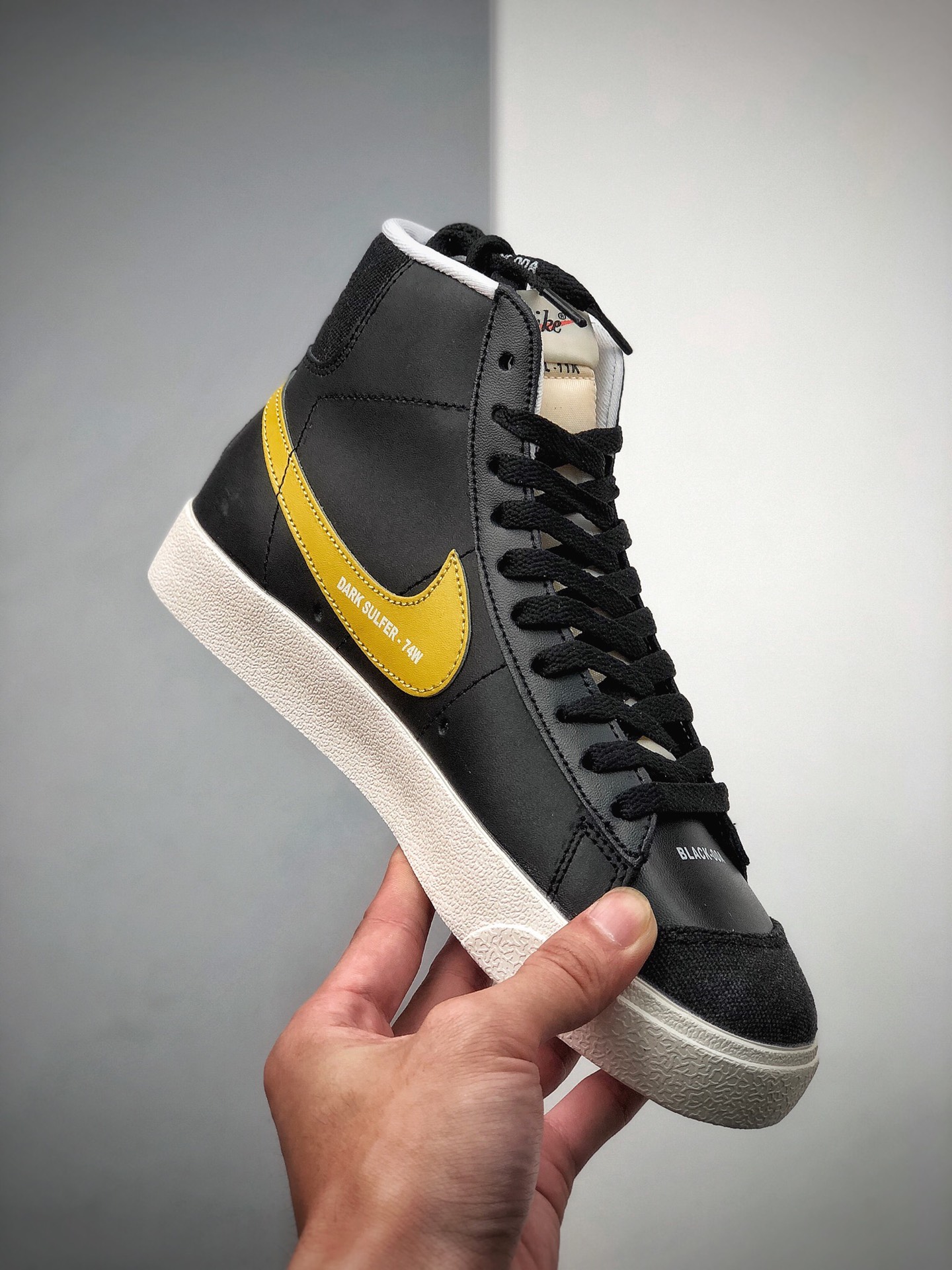 180  公司级 Nike Blazer Mid ’77 “Color Code”左右非对称  DA2142-046