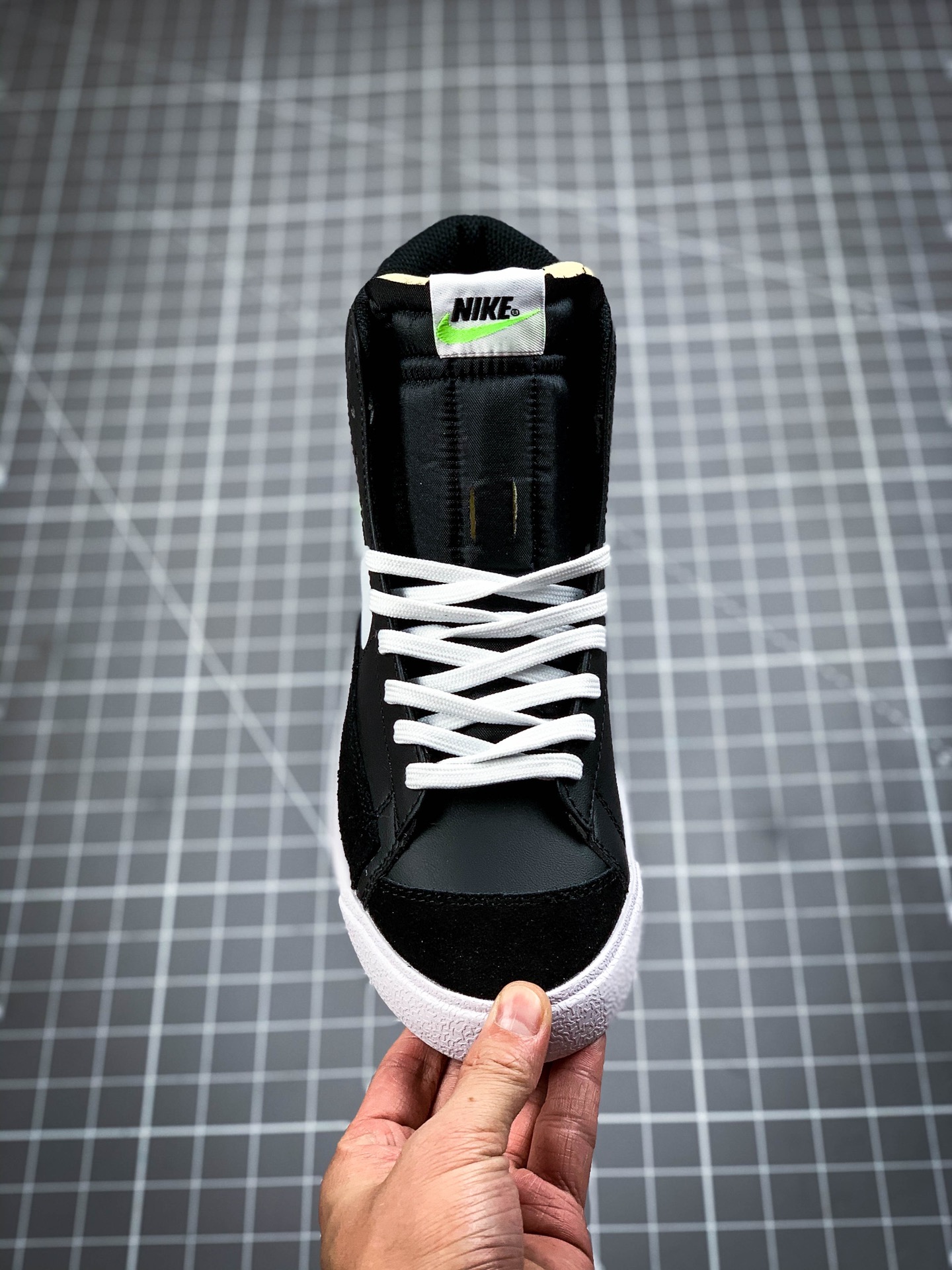 140 NIKE ZOOM BLAZER MID 黑四色勾开拓者高帮 百搭休闲板鞋 DA2142-046