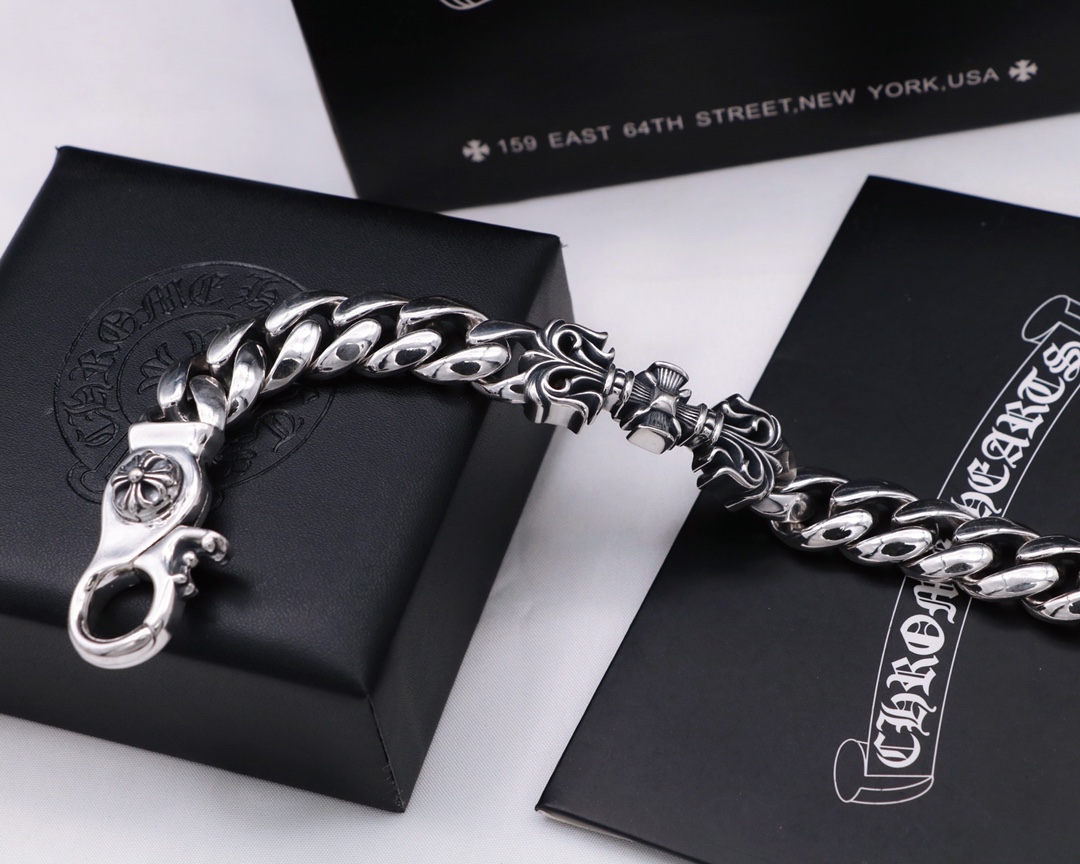 Chrome Hearts Hearts克罗心 十字藤花泰银手链 霸气款 男款高端品质手链
