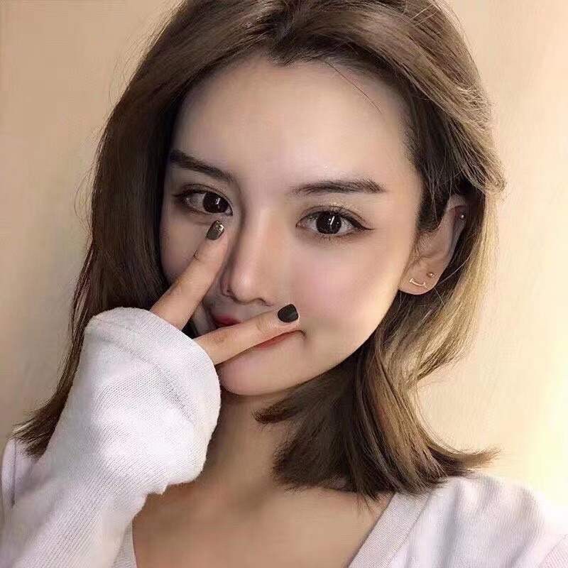 Tiffany & Co. “我喜欢你 更喜欢你微笑的样子 ”