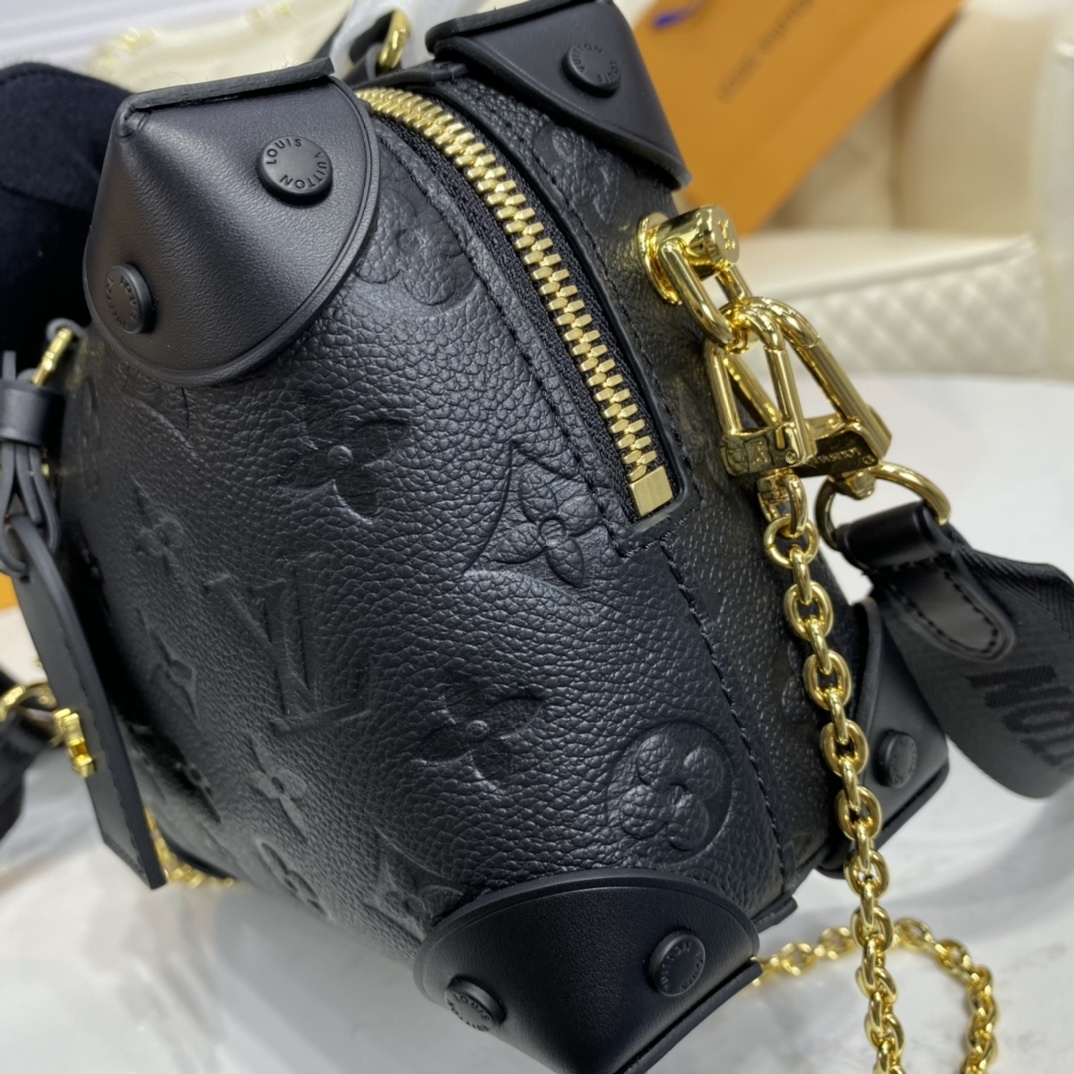 顶级原单M45393黑45394白PetiteMalleSouple手袋由压纹MonogramEmpre