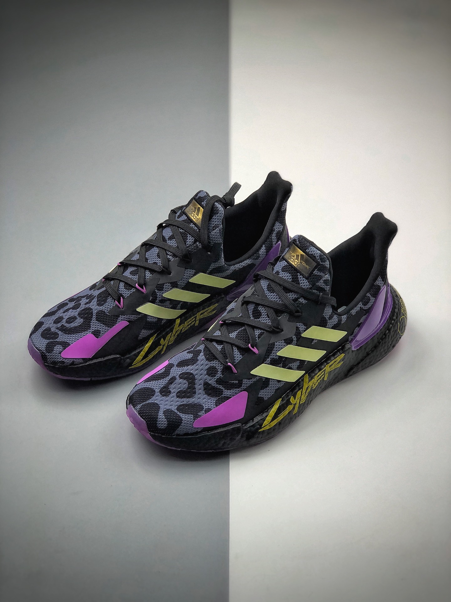 220  全网新品首发 adidas Boost X9000L4 系列款式整体造型极具速度感