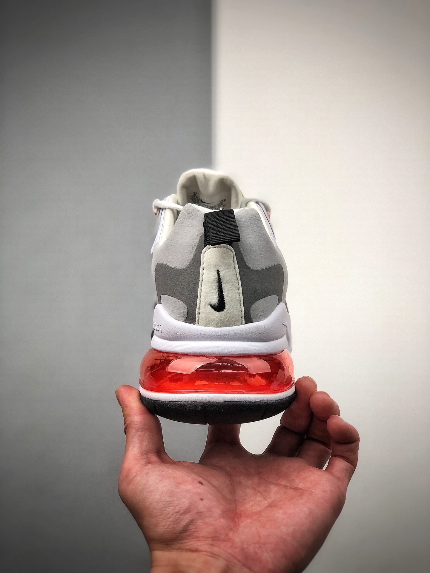 200 耐克Nike Wmns Air Max 270 React ”White/Light Blue”270瑞亚赛车系列后半掌气垫百搭运动慢跑鞋