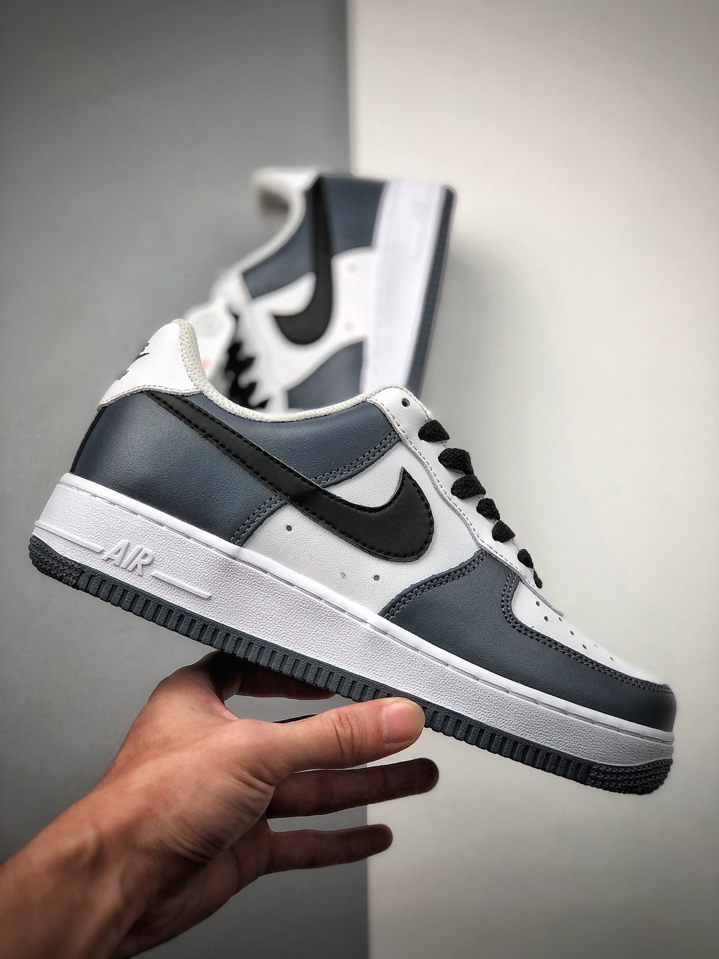 180 Nike 空军一号运动休闲板鞋  货号：315182-006