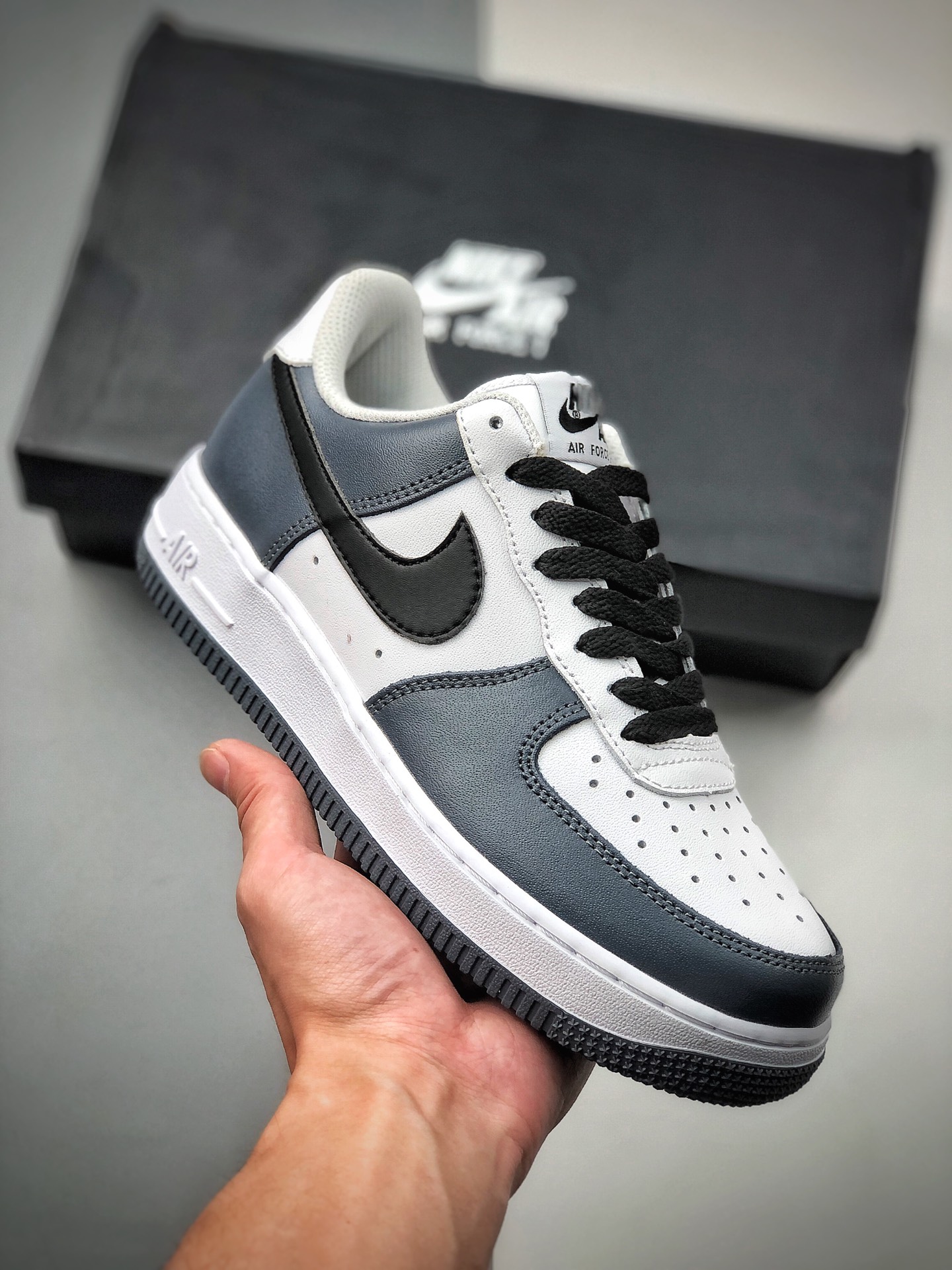 180 Nike 空军一号运动休闲板鞋  货号：315182-006