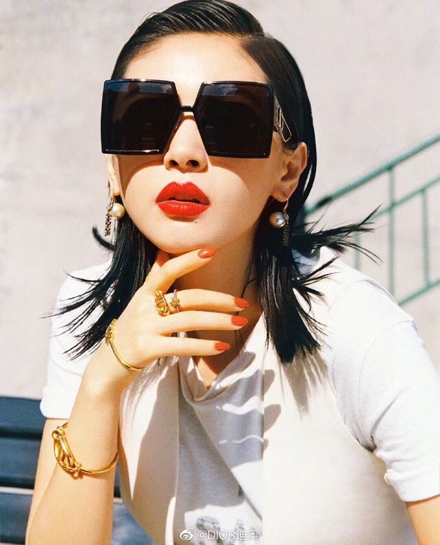 “Dior 2022 Jewelry Collection: Bracelets, Rings, and Gold Selection” - 图片 6