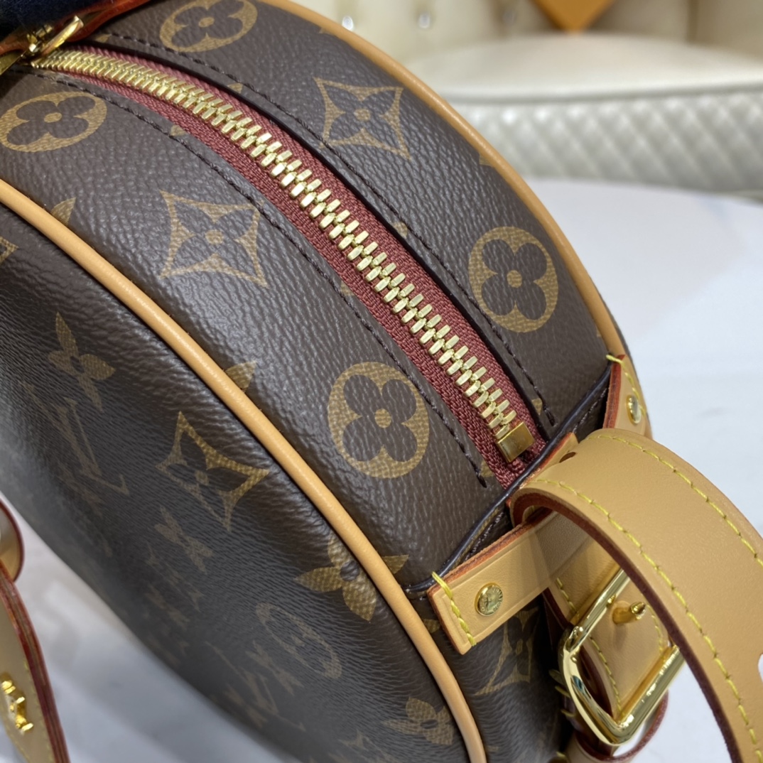 Louis Vuitton Haute Couture Classic Luxury Handbag Shoulder Crossbody 5