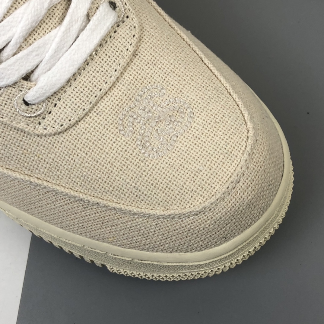 320 美国元祖街头潮牌Stussy斯图西 x Nike Air Force 1 '07 Low”Black Cool”空军低帮经典百搭休闲运动板鞋“奶黄白黑麻布电绣钩子”CZ9084-200