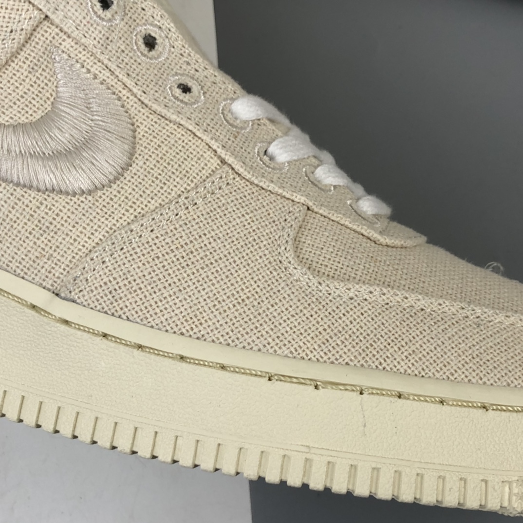 320 美国元祖街头潮牌Stussy斯图西 x Nike Air Force 1 '07 Low”Black Cool”空军低帮经典百搭休闲运动板鞋“奶黄白黑麻布电绣钩子”CZ9084-200
