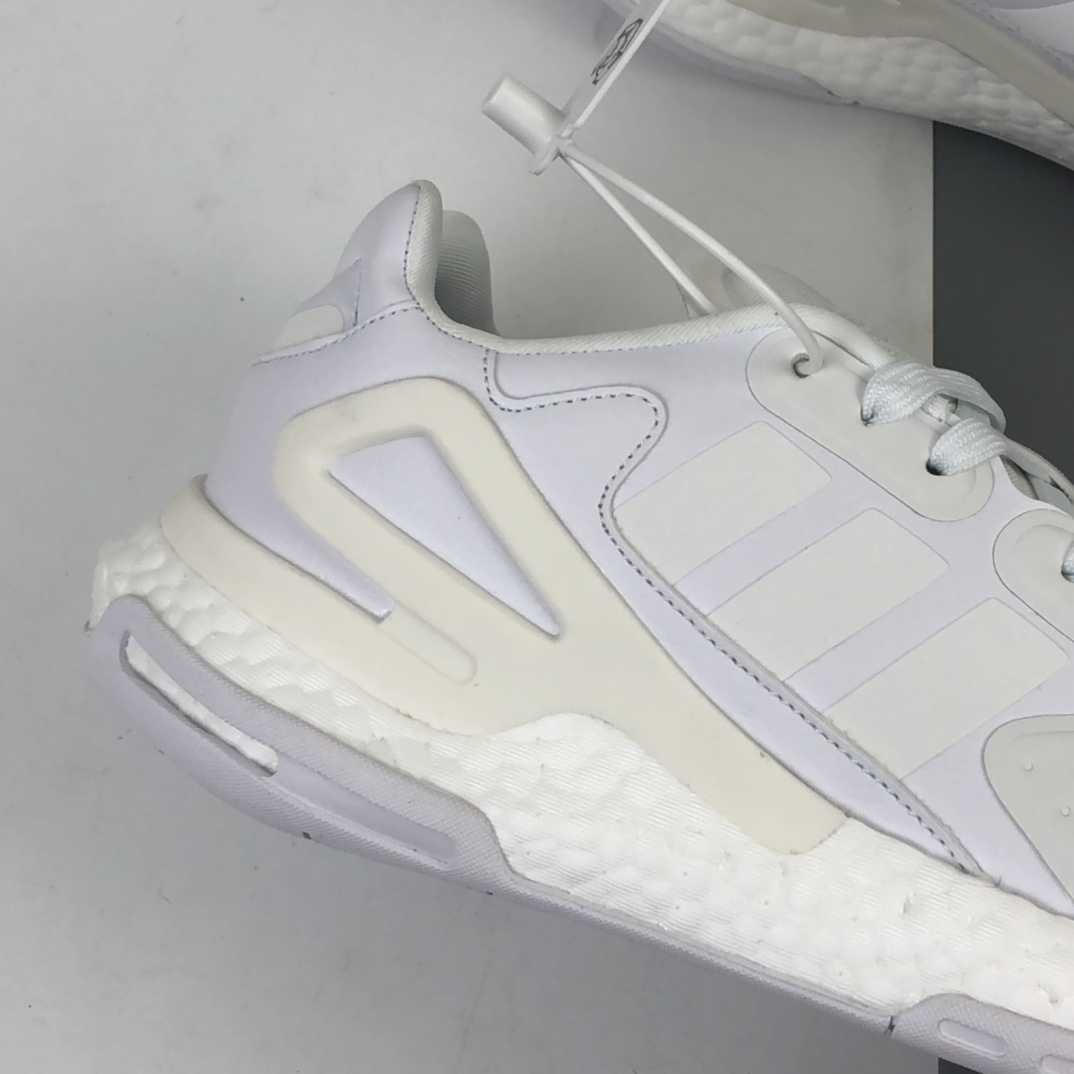 200 Adidas Originals 2020 Day Jogger Boost 三叶草2020版慢跑者系列高弹复古休闲运动跑鞋 夜行者二代 FW4056