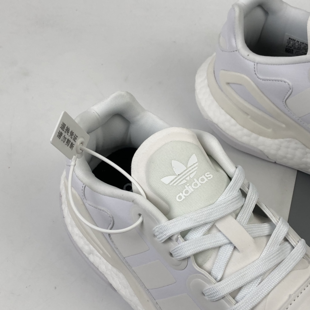 200 Adidas Originals 2020 Day Jogger Boost 三叶草2020版慢跑者系列高弹复古休闲运动跑鞋 夜行者二代 FW4056