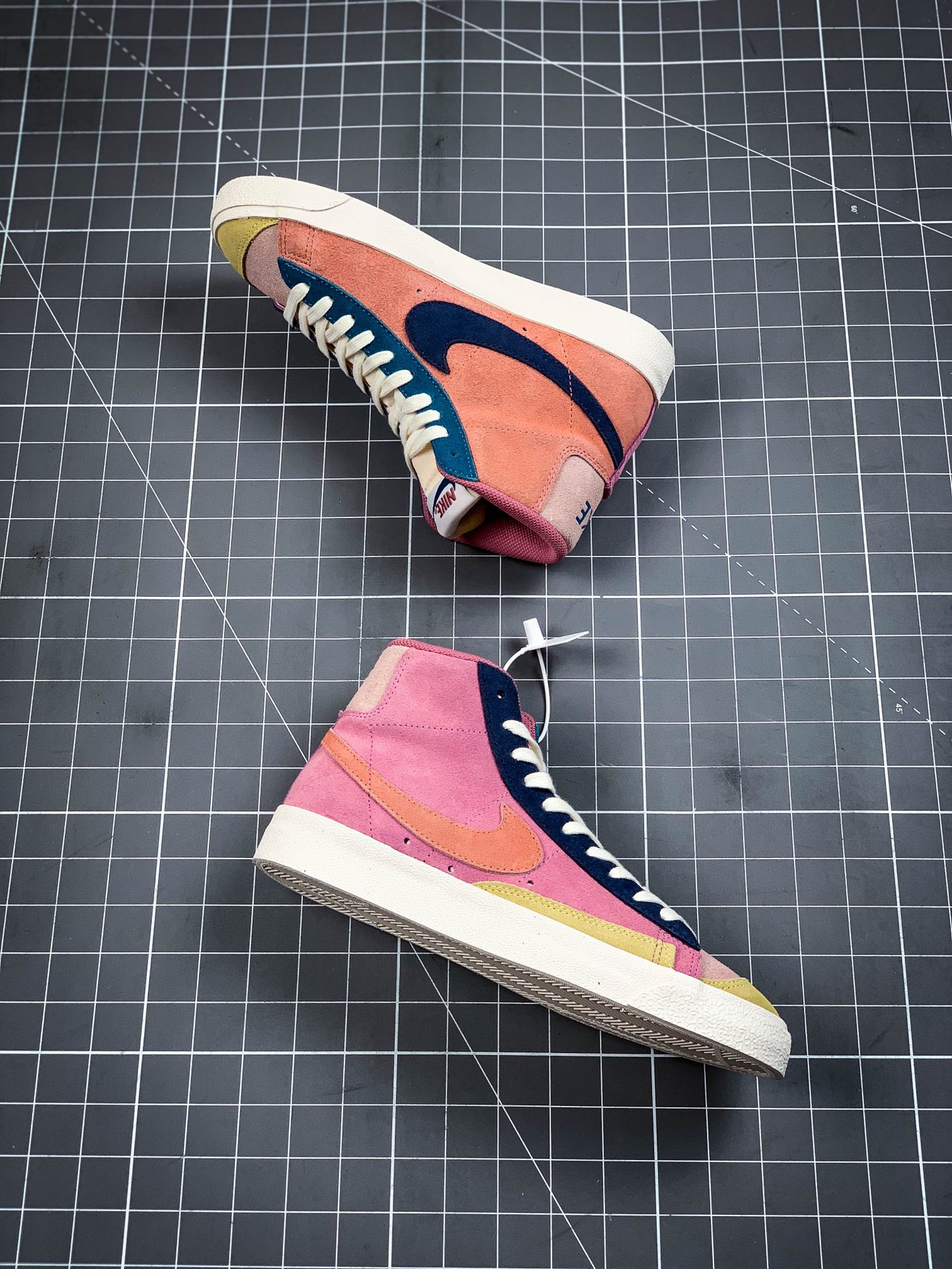 200   真硫化版本Nike Blazer Mid'77 Vnyg We suede  拼接鸳鸯DC9179-664