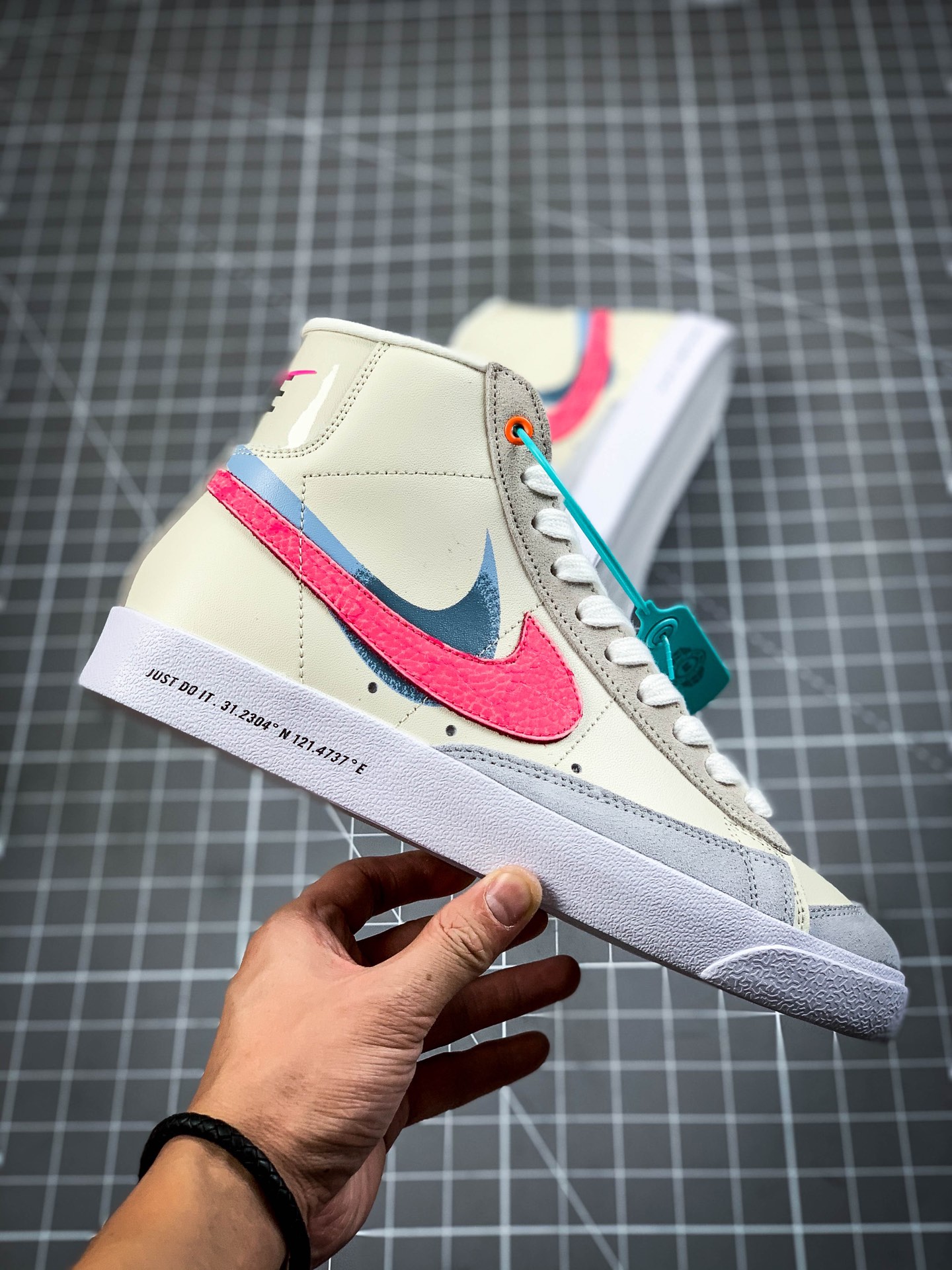 200 真硫化版本Nike Blazer Mid '77 Infinite 白橙蓝 DA7233-100