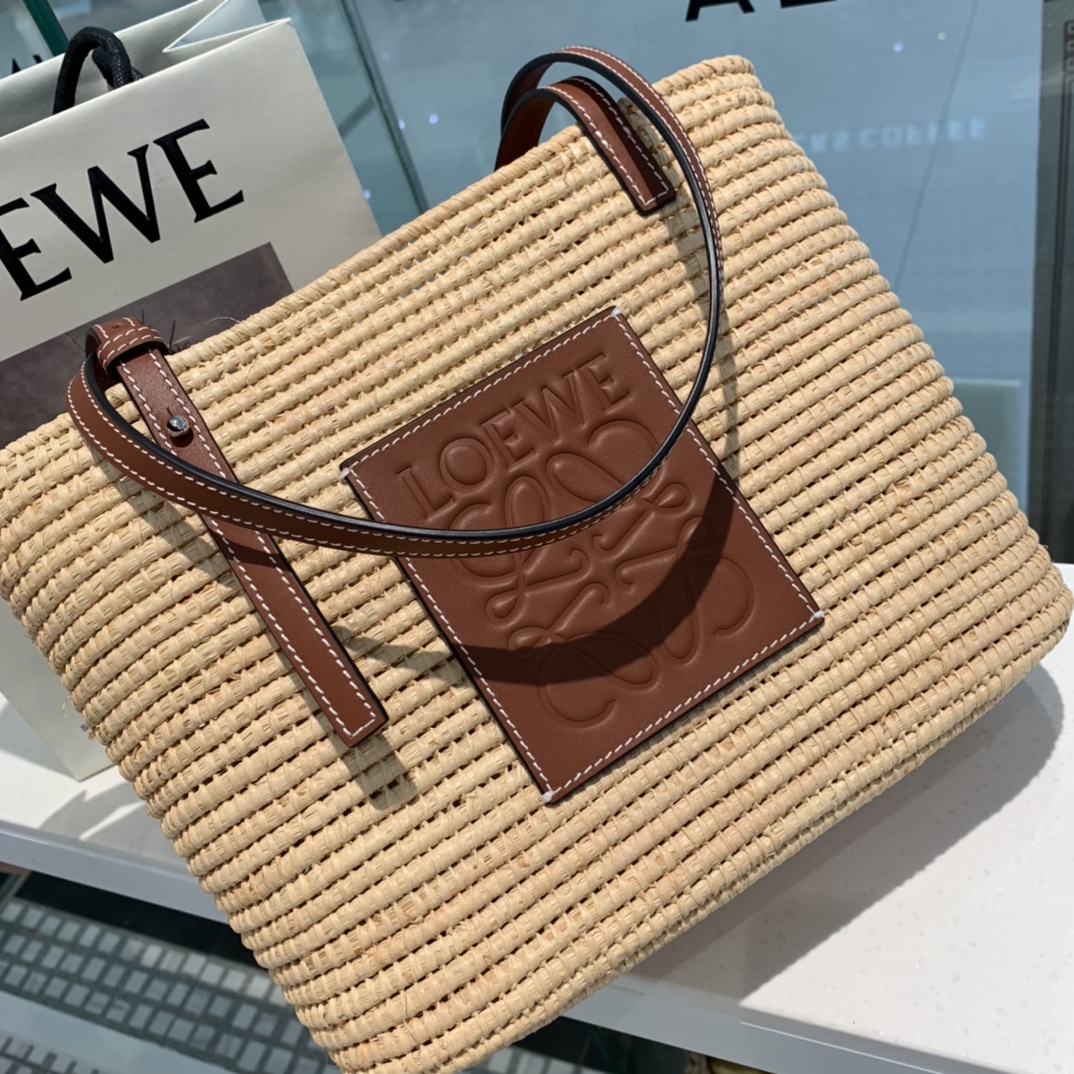 Roger Vivier  菜篮子/草编包包 2