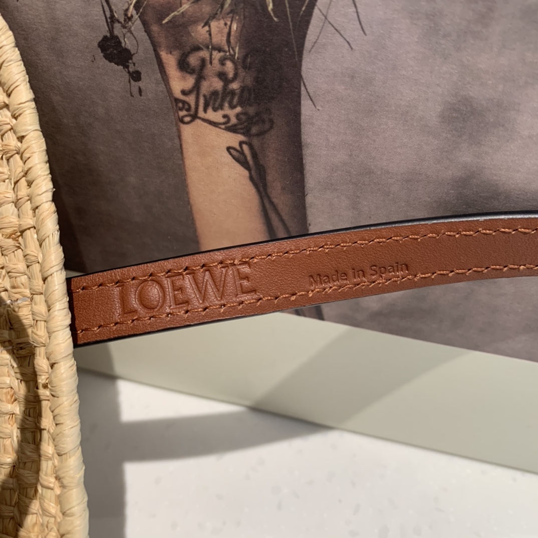 Roger Vivier  菜篮子/草编包包 8