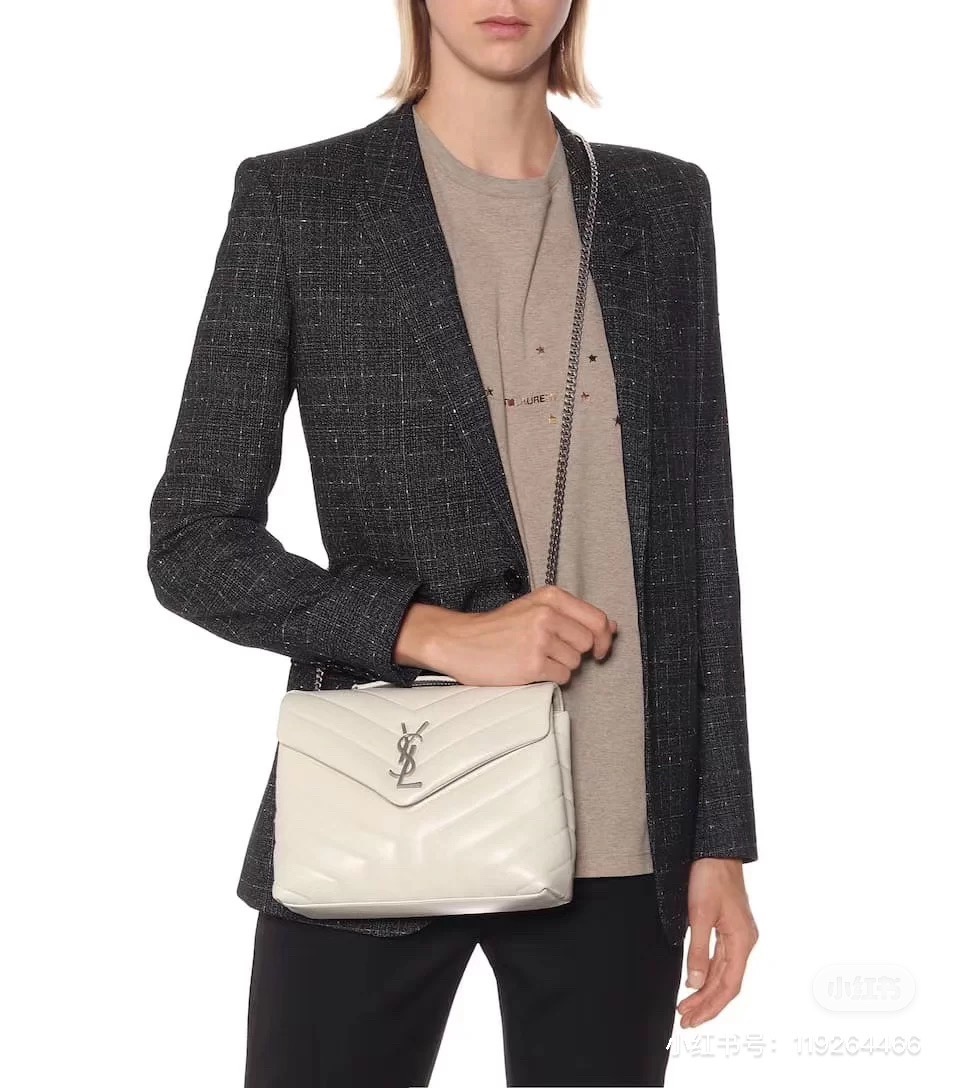 YSL LOULOU 23CM Y型绗缝链条包 494699白色/银扣