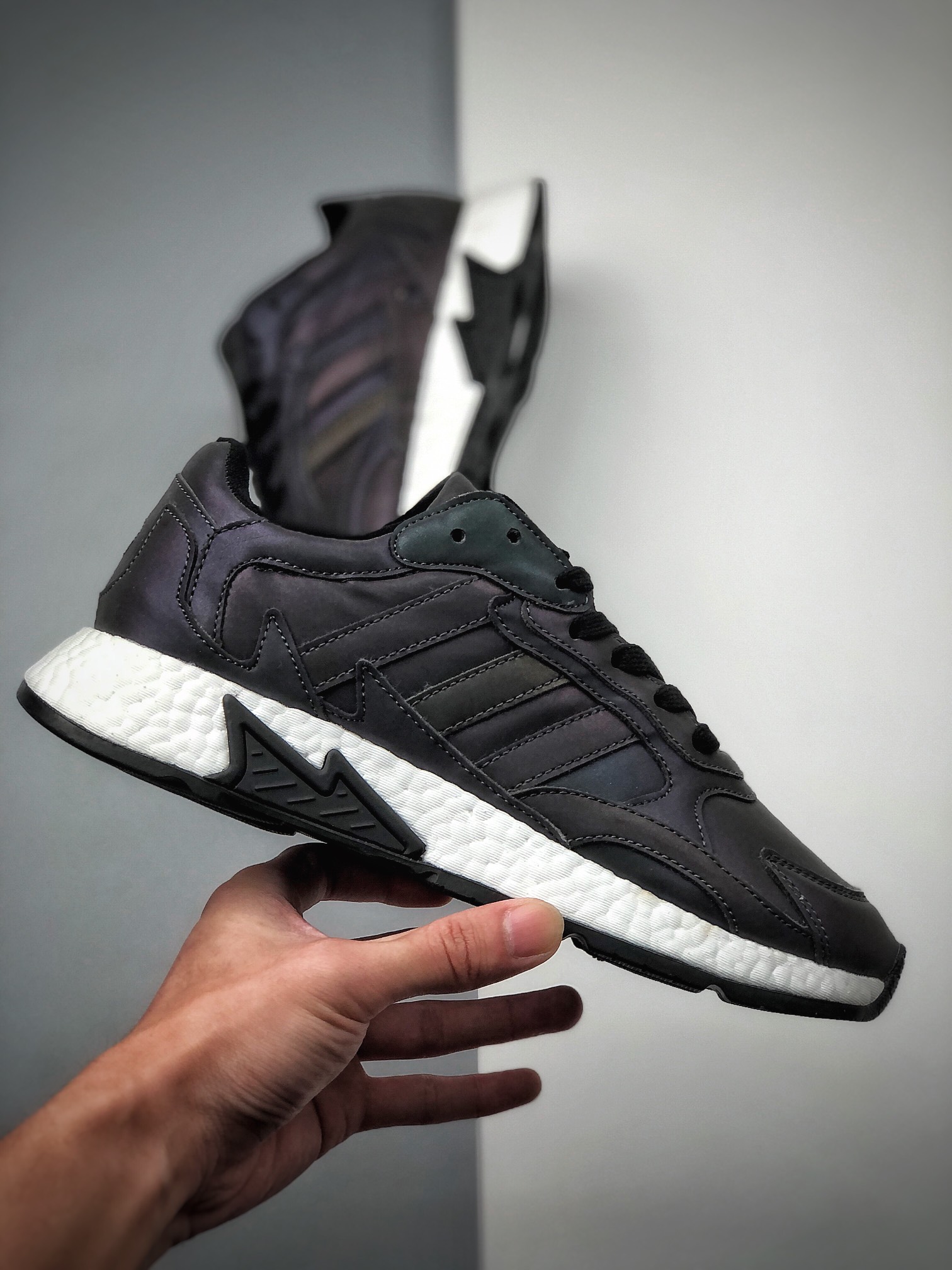 220  Adidas Trescrun BR EG0500 阿迪新款3M反光复古跑鞋