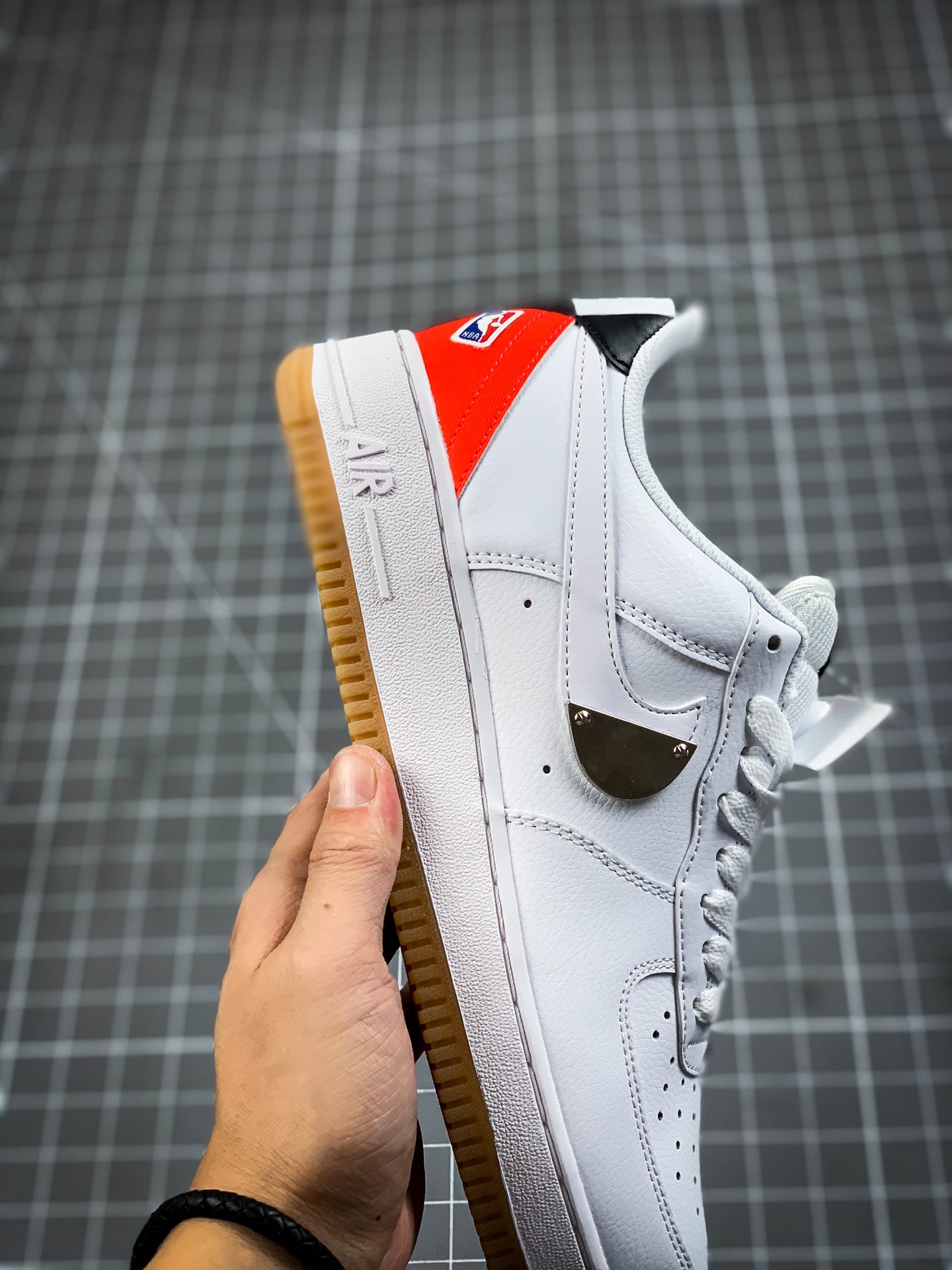 200 原装级别 耐克/NIKE AIR FORCE 1  LOW RELEASING WITH ACG VIBES “NBA联名”款空军一号CT2298-101