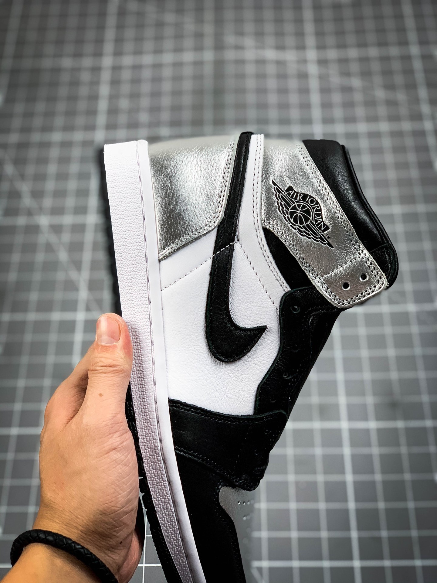 450 Air Jordan 1 High OG ” Metallic Silver ” 黑银 CD0461-001