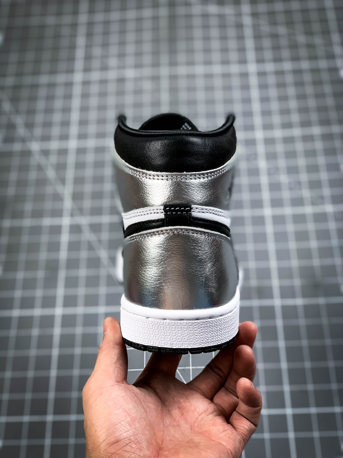 450 Air Jordan 1 High OG ” Metallic Silver ” 黑银 CD0461-001
