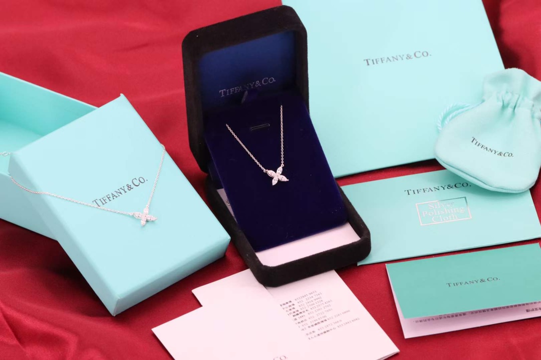 Tiffany & Co. Tiffany&Co. Victoria系列 四叶草项链