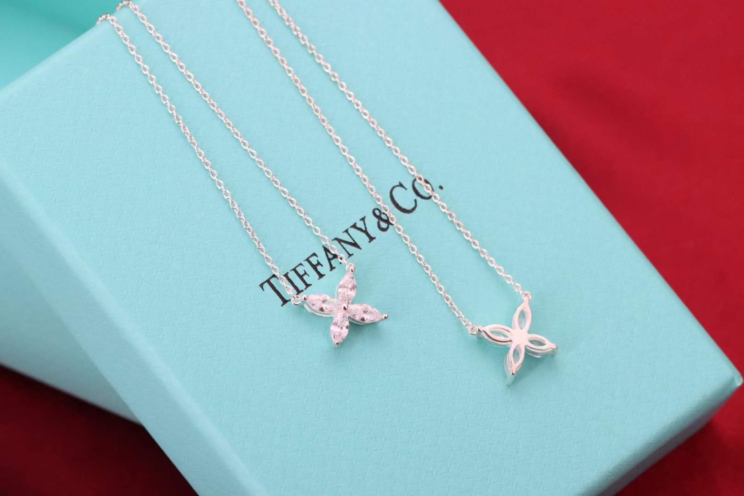 Tiffany & Co. Tiffany&Co. Victoria系列 四叶草项链