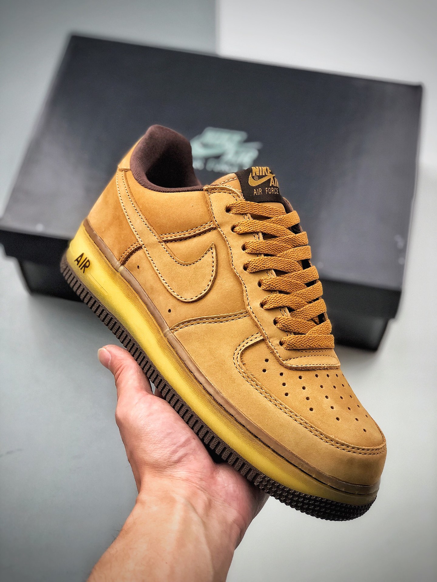 ¡El AF1 de trigo que siempre es popular cada año está de vuelta! Este año es un poco especial, las nuevas Nike Air Forc…