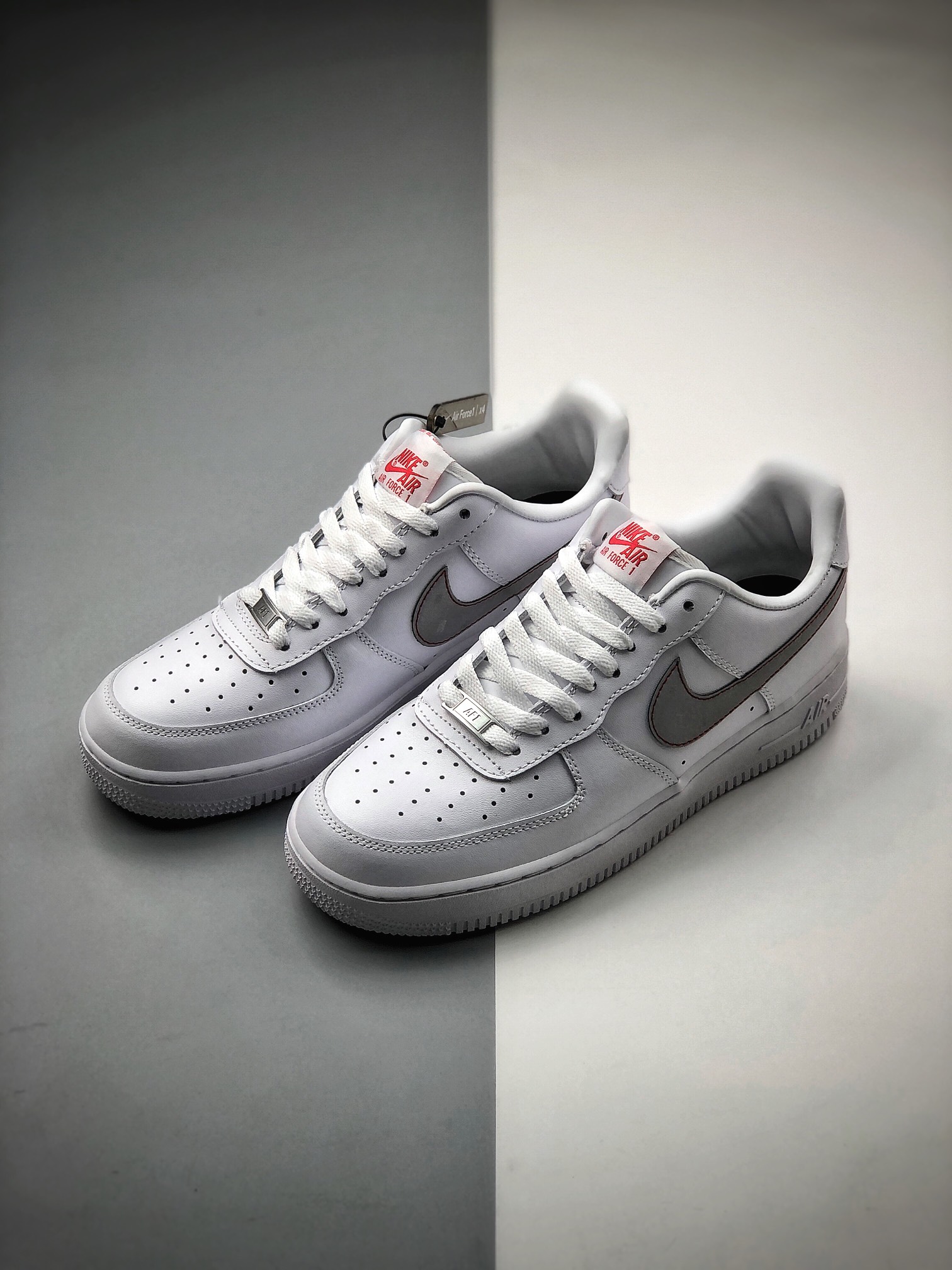 200 Nike 空军一号运动休闲板鞋 CT2296-100