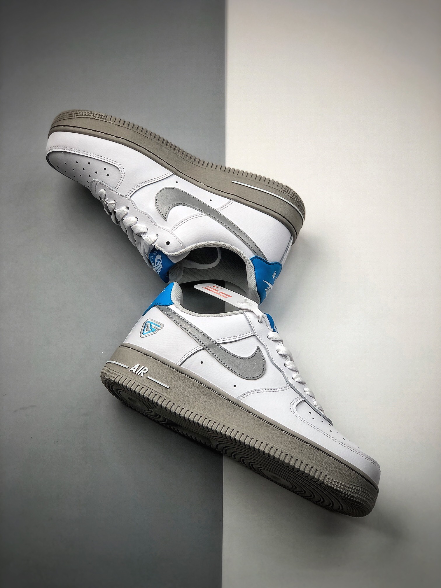 200 Nike 空军一号运动休闲板鞋  CK5433-200