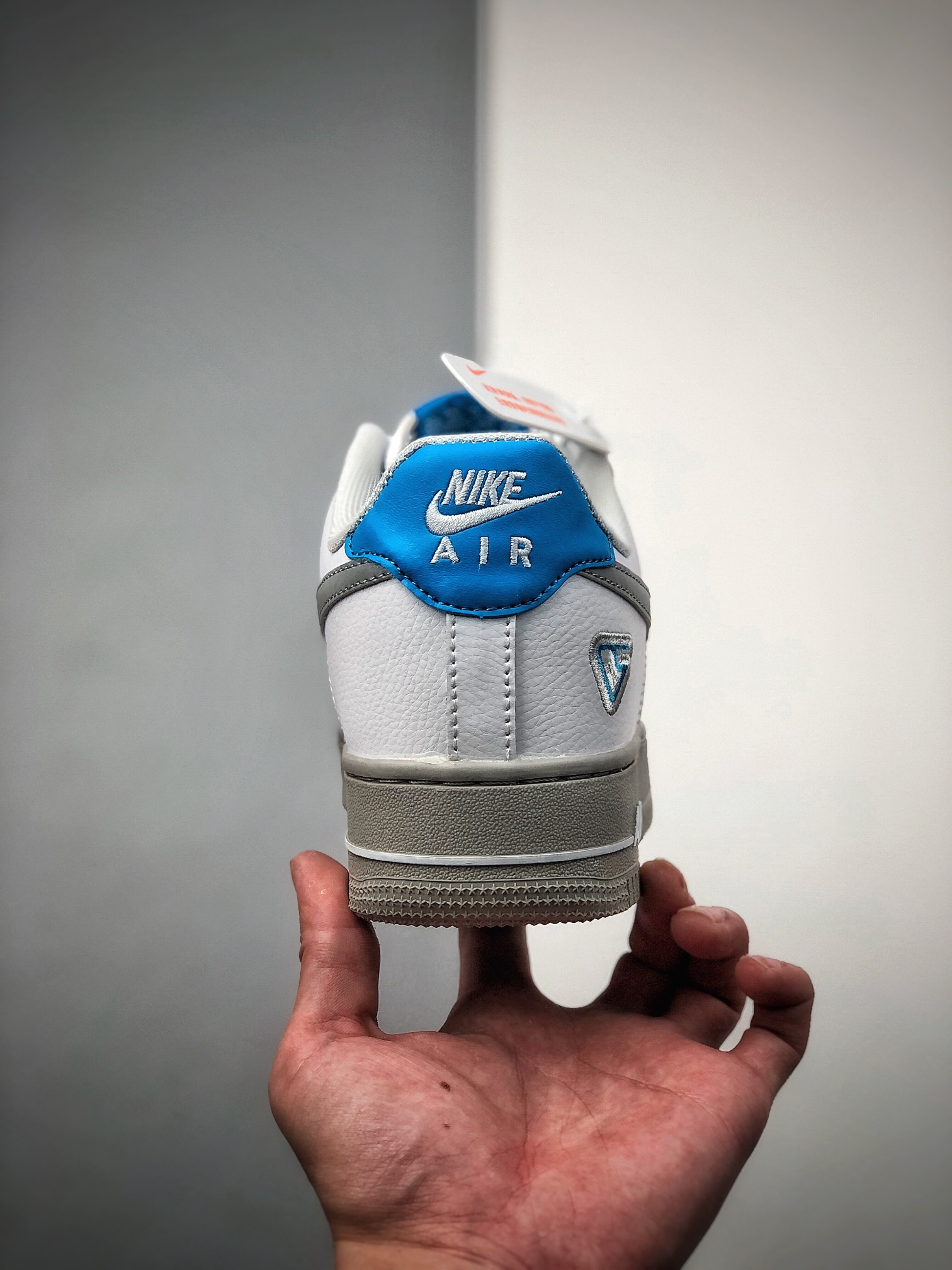 200 Nike 空军一号运动休闲板鞋  CK5433-200