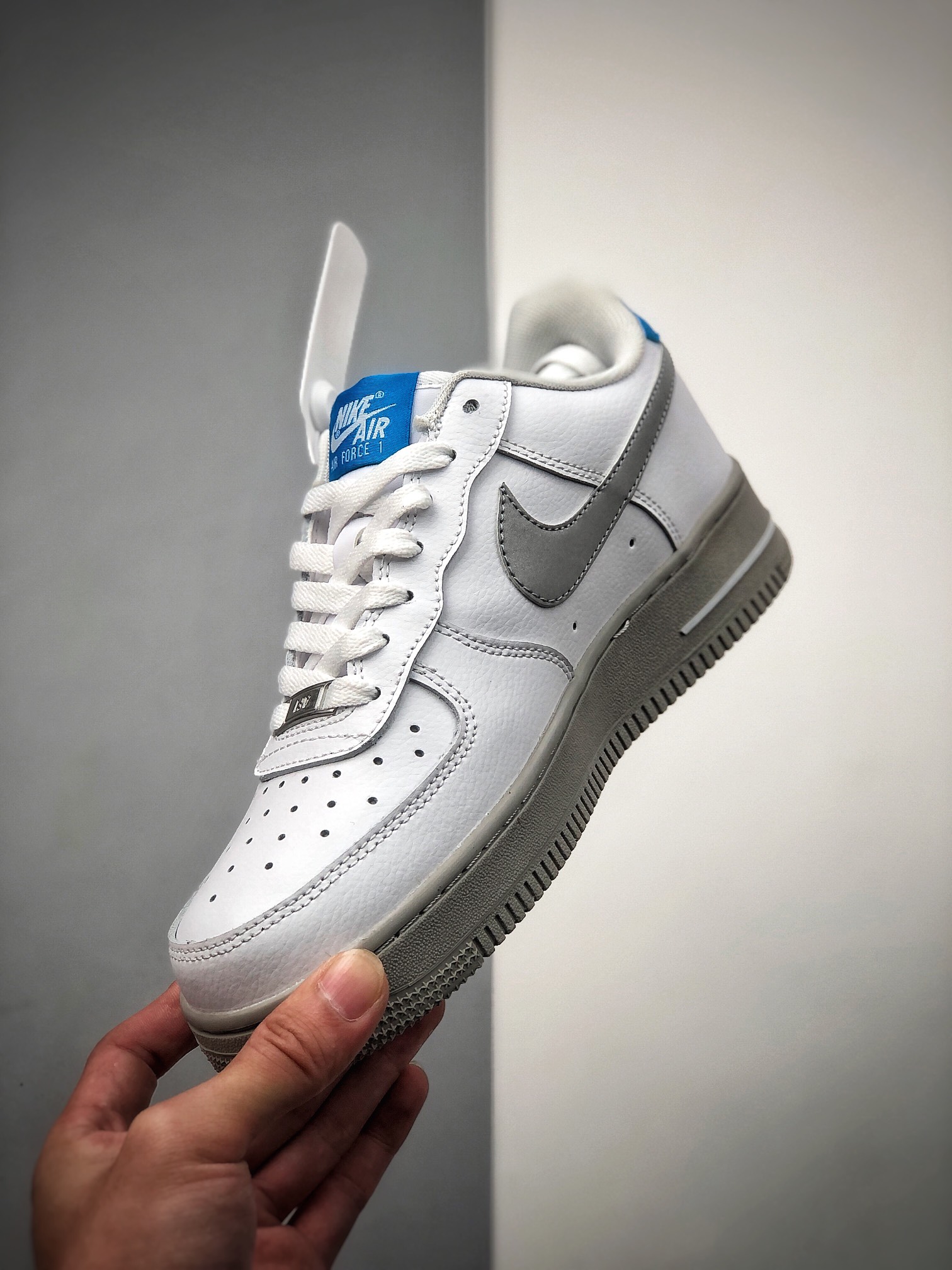 200 Nike 空军一号运动休闲板鞋  CK5433-200