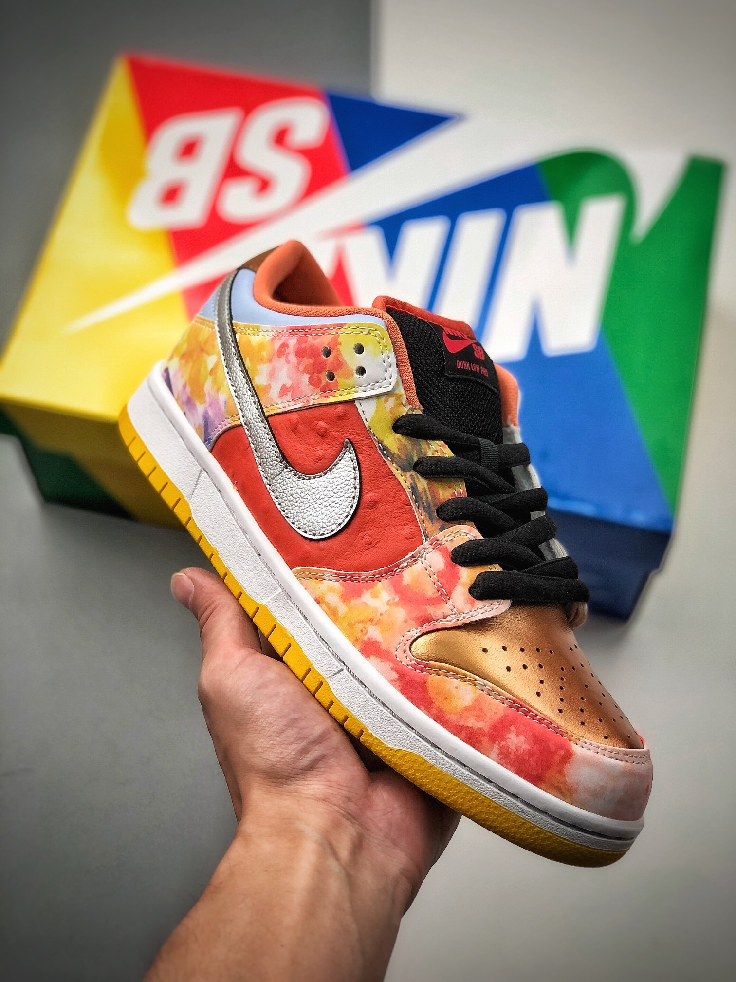 DUNK SB CNY tie-dye, mismatched, next year's release, foreign trade can go for it. Style code: CV1628-800 Sizes: 36-47.…
