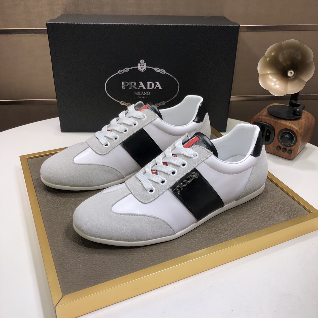 I5 普拉达🔝男鞋高端品牌：官网1：1最新力作：鞋面采用意大利进口头层牛皮🇻🇺➕羊皮内里制作 ，让行走更加便捷舒适，惊世之作 打造时尚个性衬托你的与众不同潮男必备!经典 3色可选数码:38-4545定做不退换